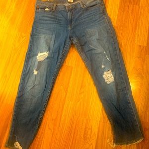 Hudson Size 32 Crop Muse Skinny with 5inch cuff